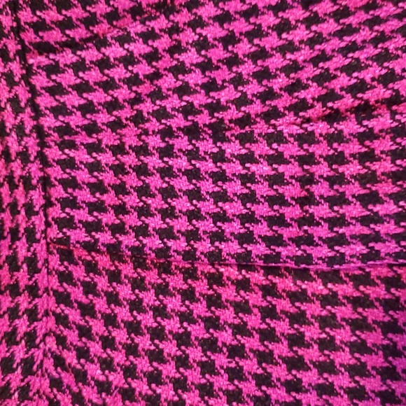 Silk Doncaster Y2K Houndstooth Pleated Pink & Black Shorts Size 6 - Picture 2 of 4